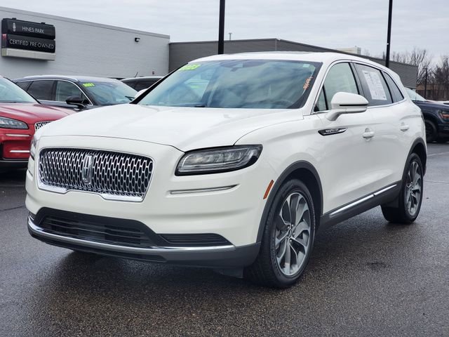 Used 2023 Lincoln Nautilus Reserve image 2