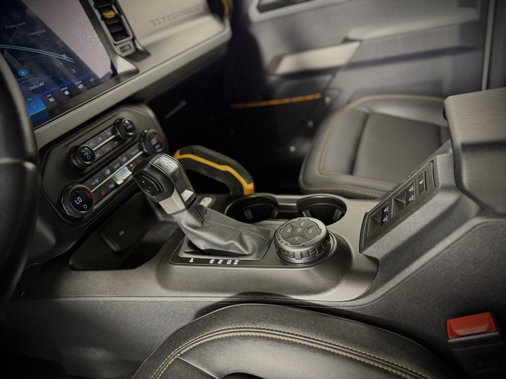 Used 2021 Ford Bronco Badlands image 23