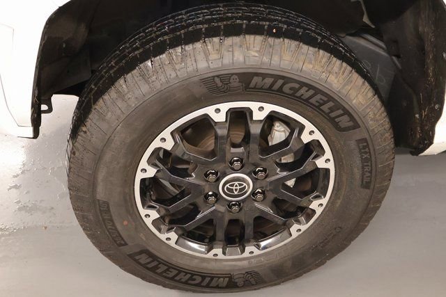 Certified 2024 Toyota Tacoma SR5 image 8