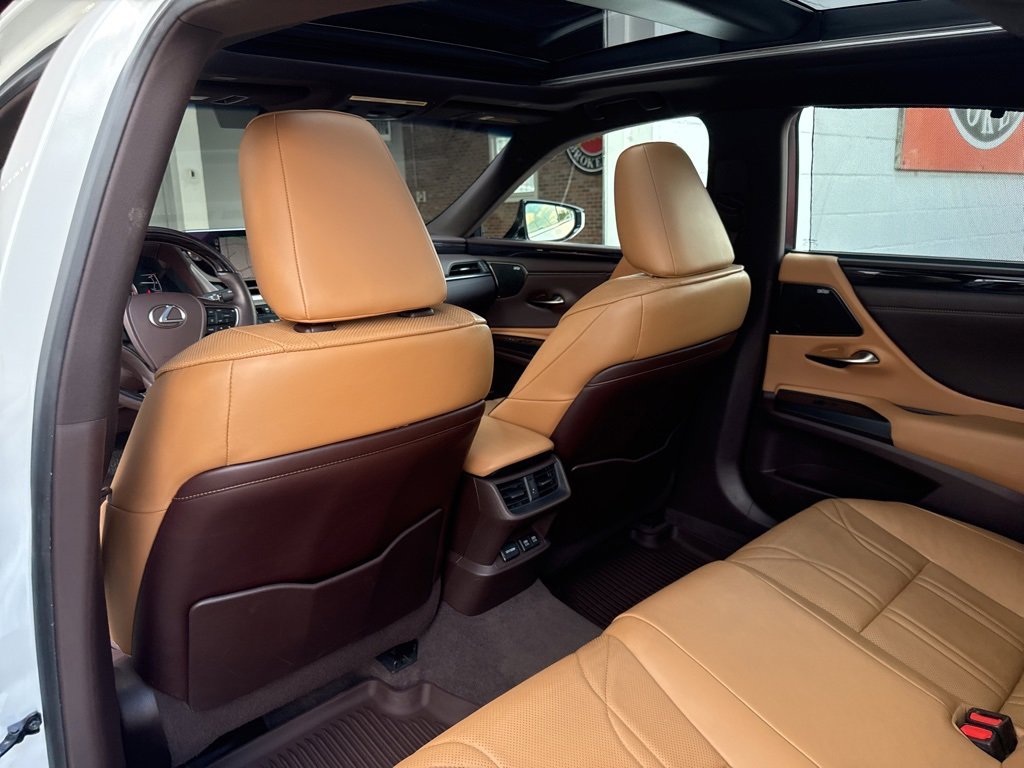 Used 2020 Lexus ES 350 Ultra Luxury image 8