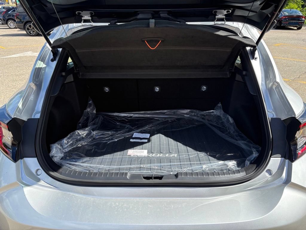 New 2026 Toyota Corolla SE FWD image 19