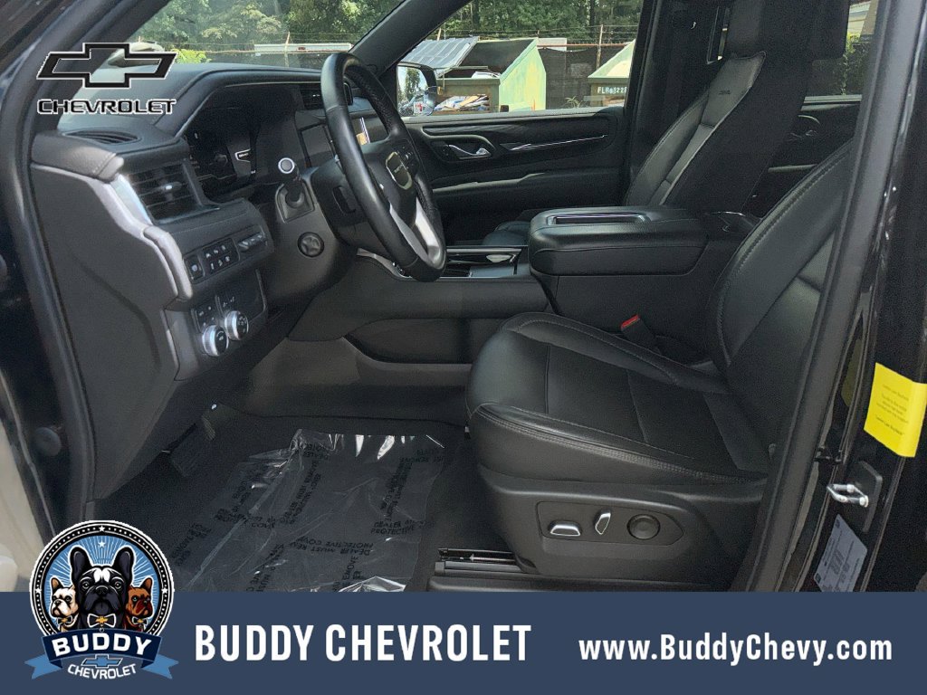 Used 2023 GMC Yukon XL Denali AWD/4WD image 13