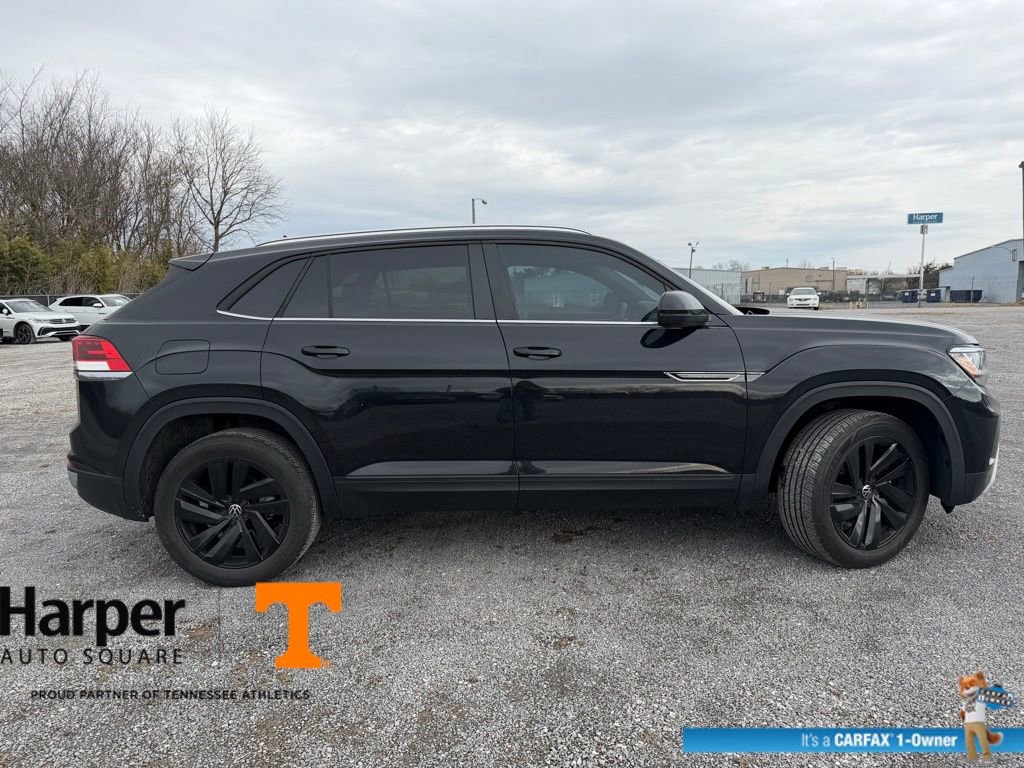 Used 2023 Volkswagen Atlas Cross Sport SE w/ Black Wheel Package image 6