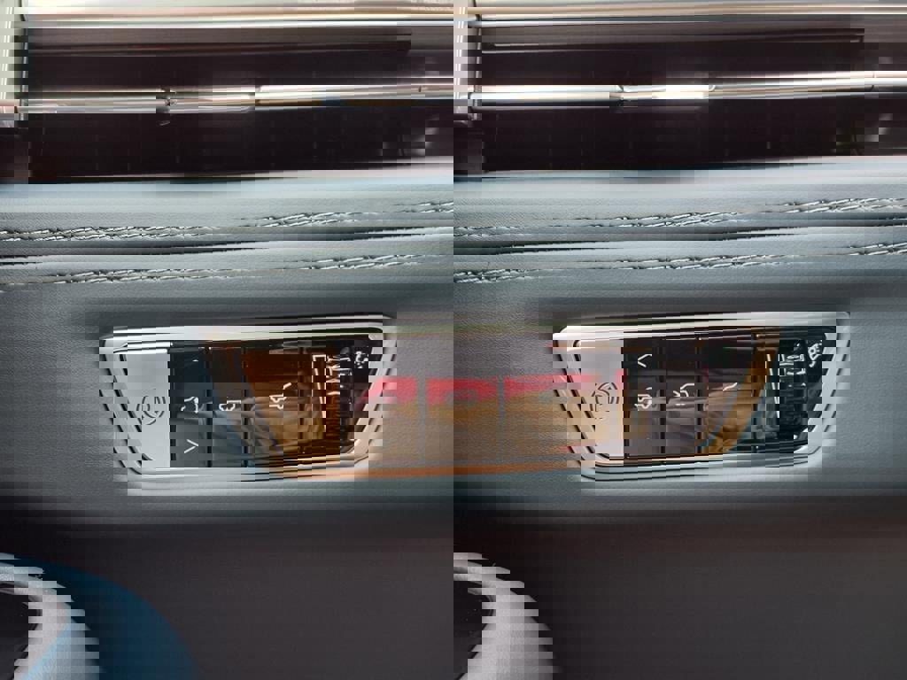 New 2026 Cadillac Escalade IQL Sport 2 image 29