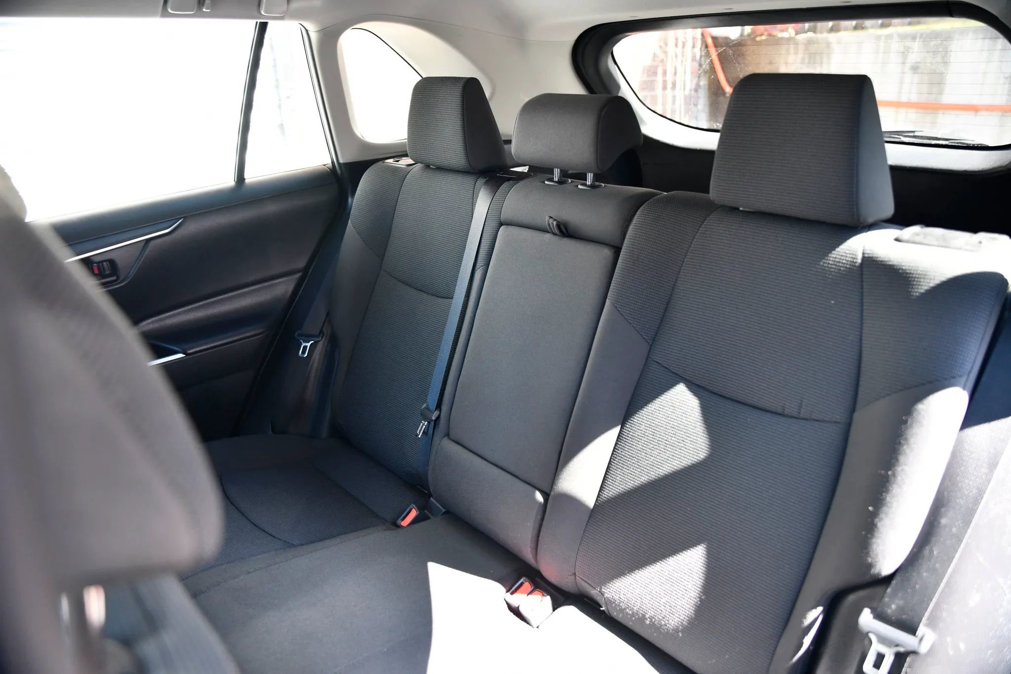 Used 2020 Toyota RAV4 LE w/ All Weather Liner Package image 27