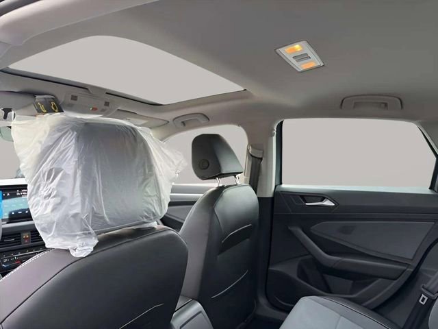 New 2026 Volkswagen Jetta SE image 5