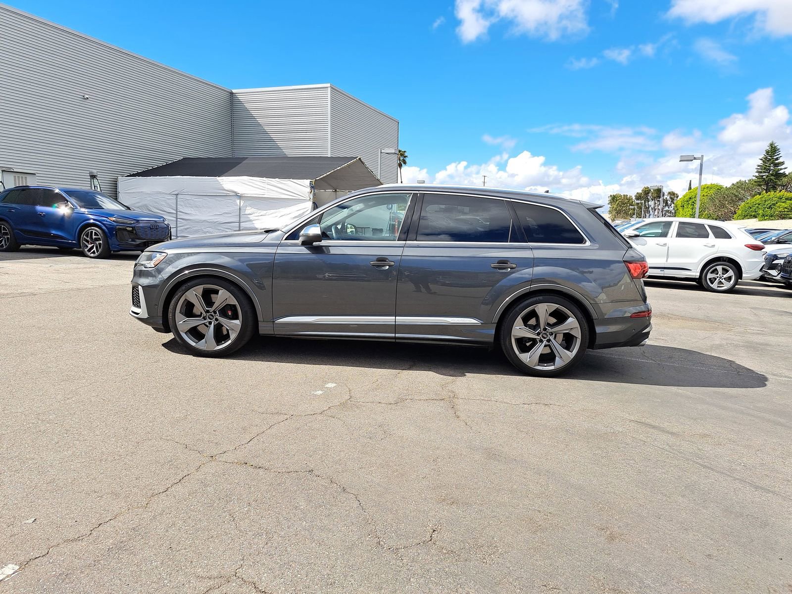 Used 2024 Audi SQ7 Premium Plus image 8