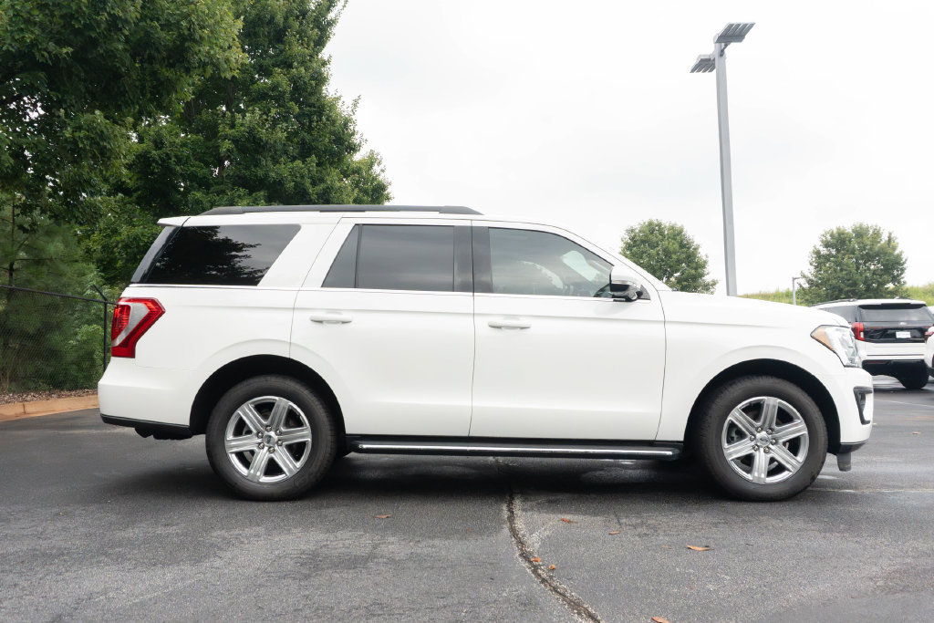 Used 2020 Ford Expedition XLT w/ Equipment Group 202A RWD image 10