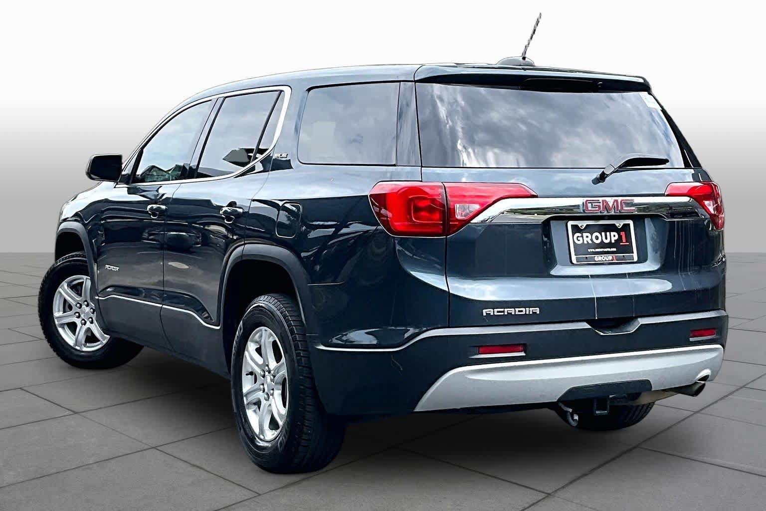 Used 2019 GMC Acadia SLE FWD image 12