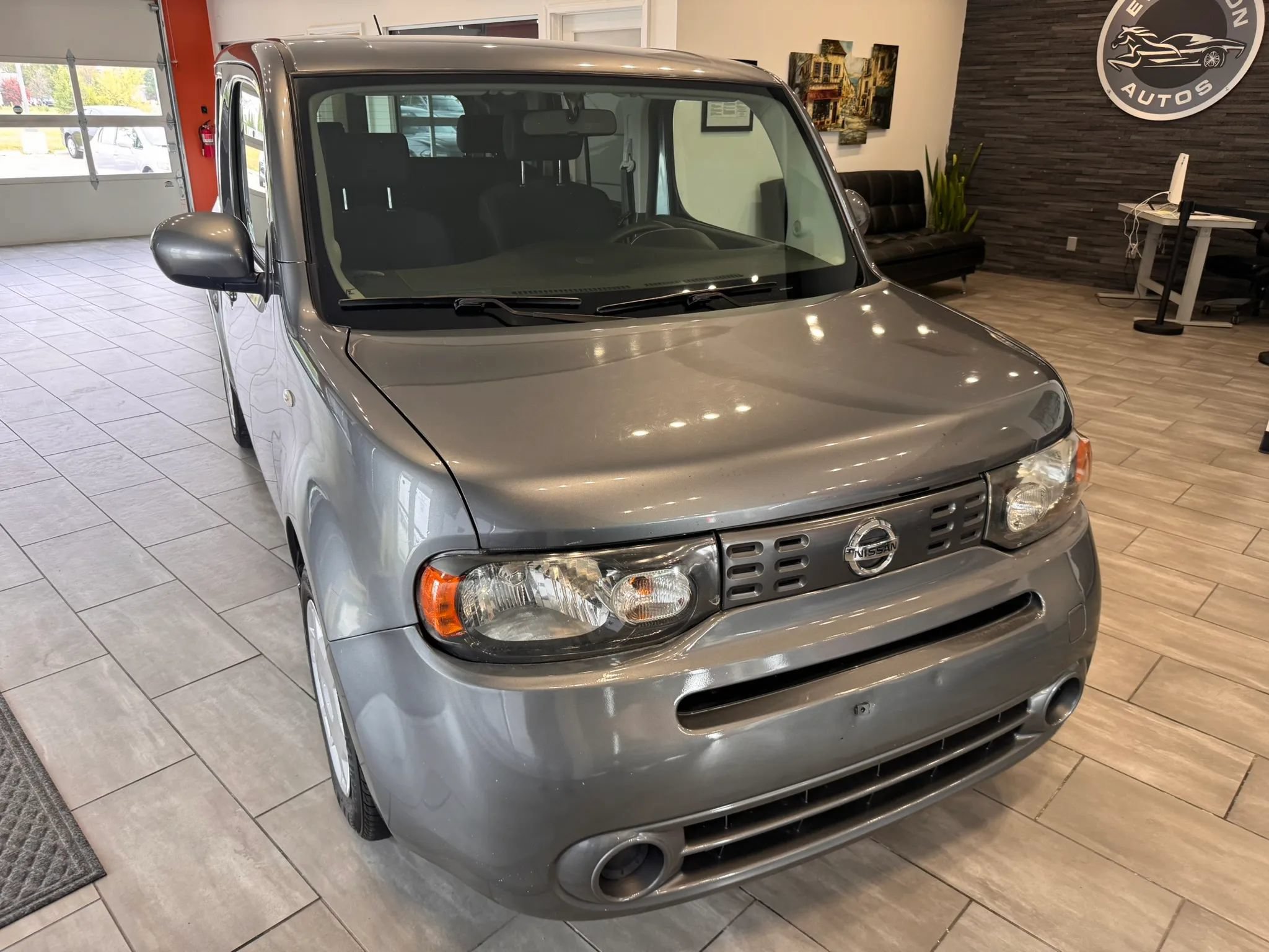 Used 2012 Nissan Cube 1.8 S w/ Interior Designer Pkg FWD image 34