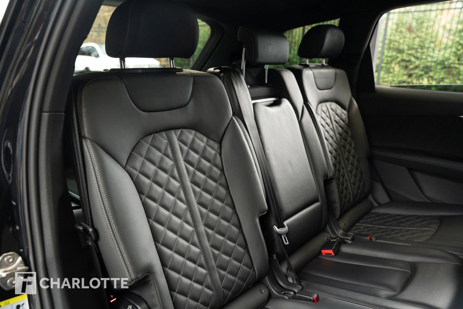 Used 2023 Audi SQ7 Premium Plus w/ Towing Package image 37