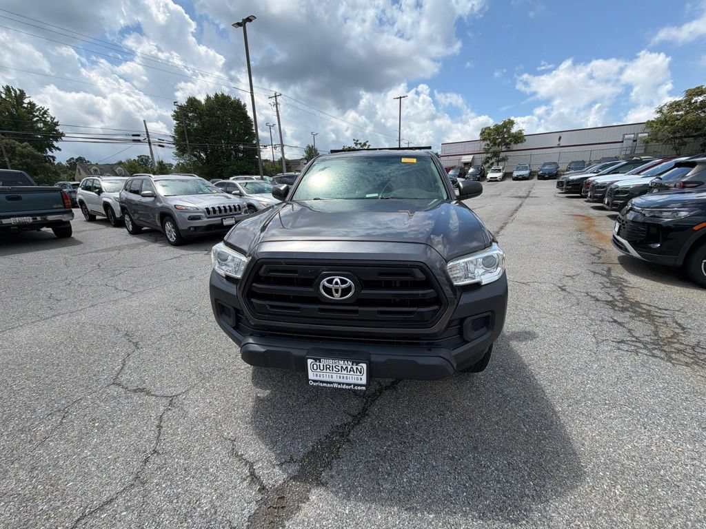 Used 2016 Toyota Tacoma SR AWD/4WD image 2