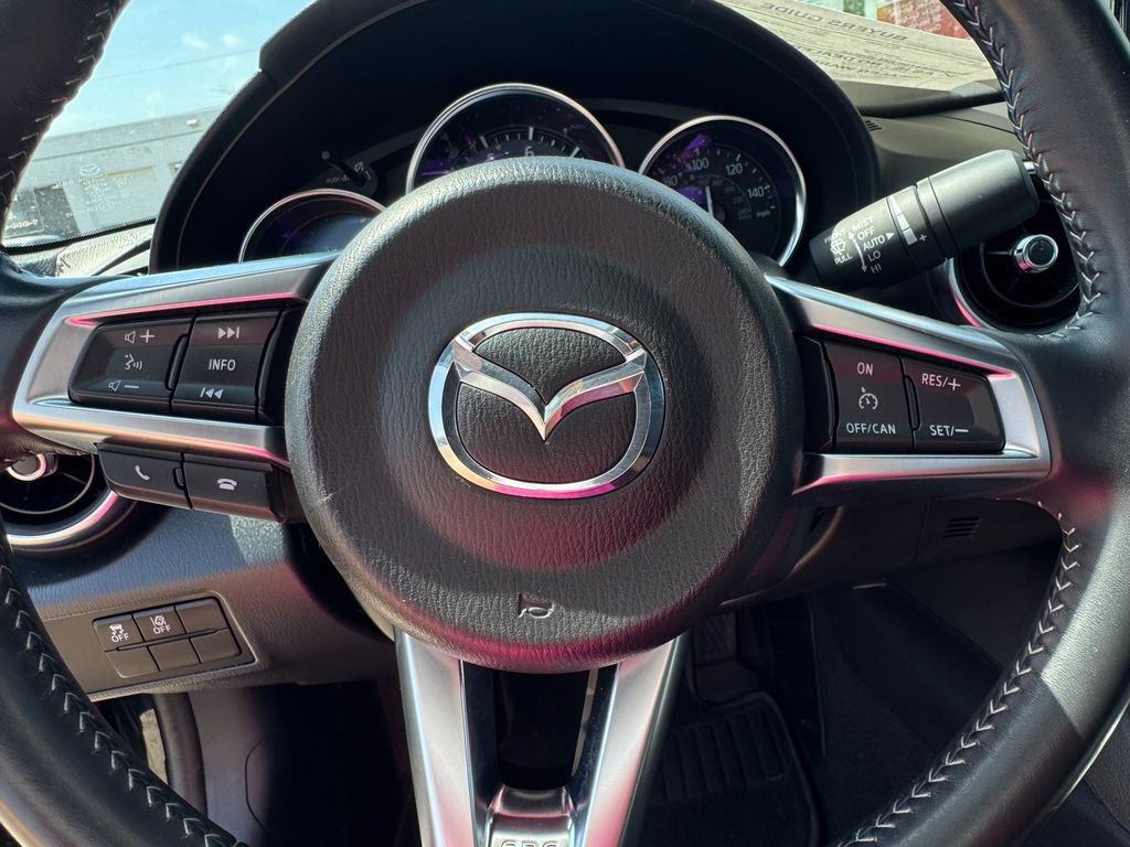 Used 2023 MAZDA MX-5 Miata Grand Touring RWD image 12
