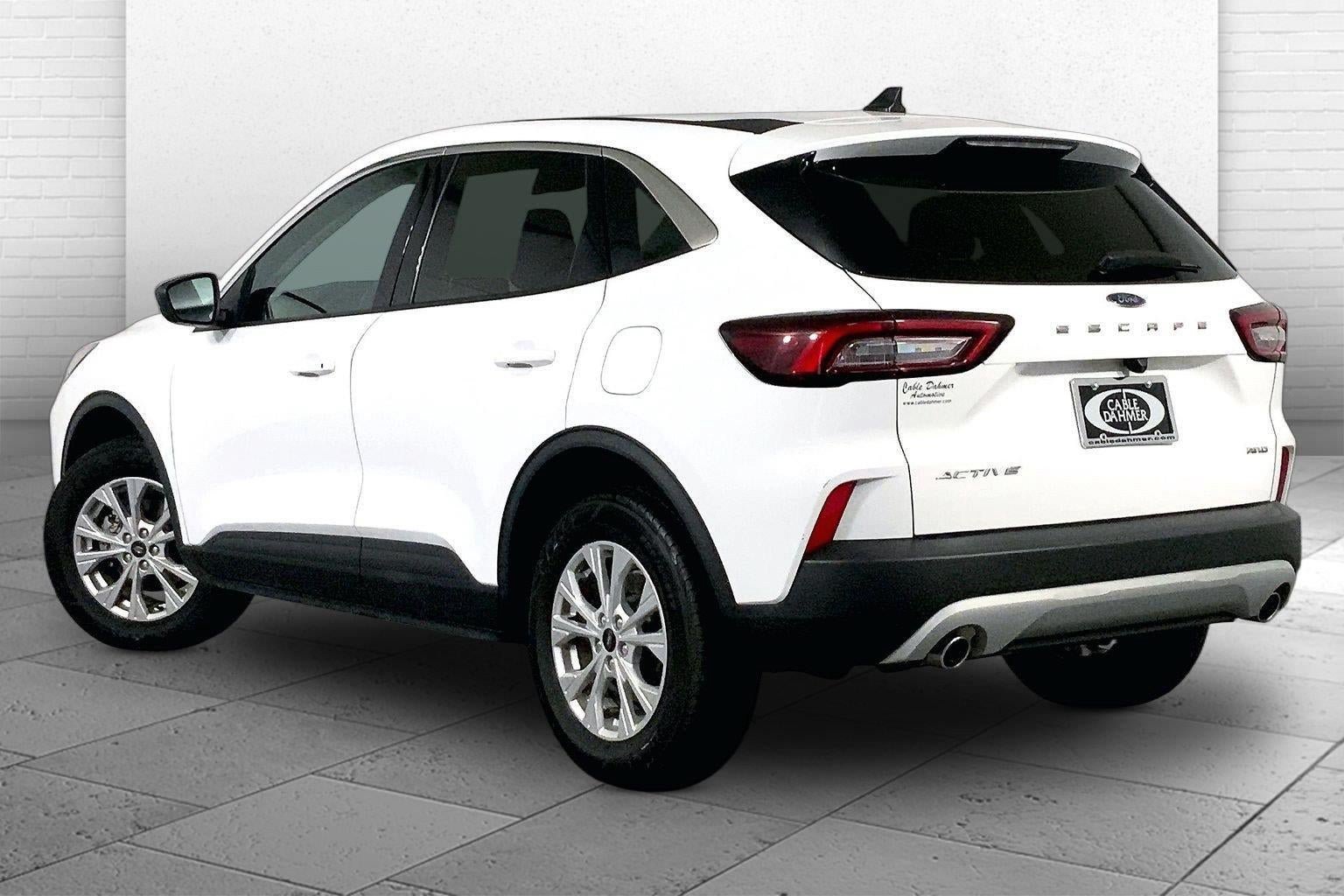 Used 2024 Ford Escape Active AWD/4WD image 11