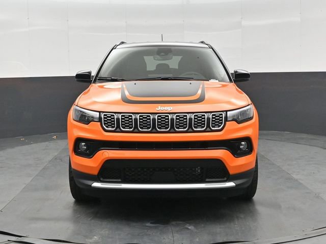 New 2026 Jeep Compass Limited w/ Mopar Graphics Package AWD/4WD image 9
