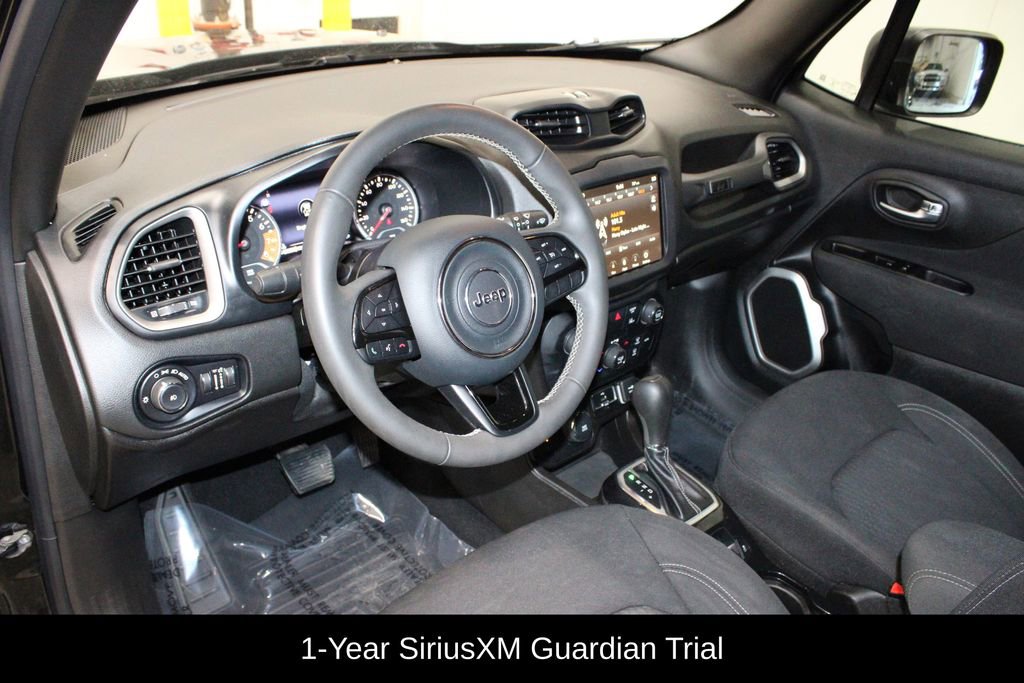 Used 2021 Jeep Renegade Latitude image 22