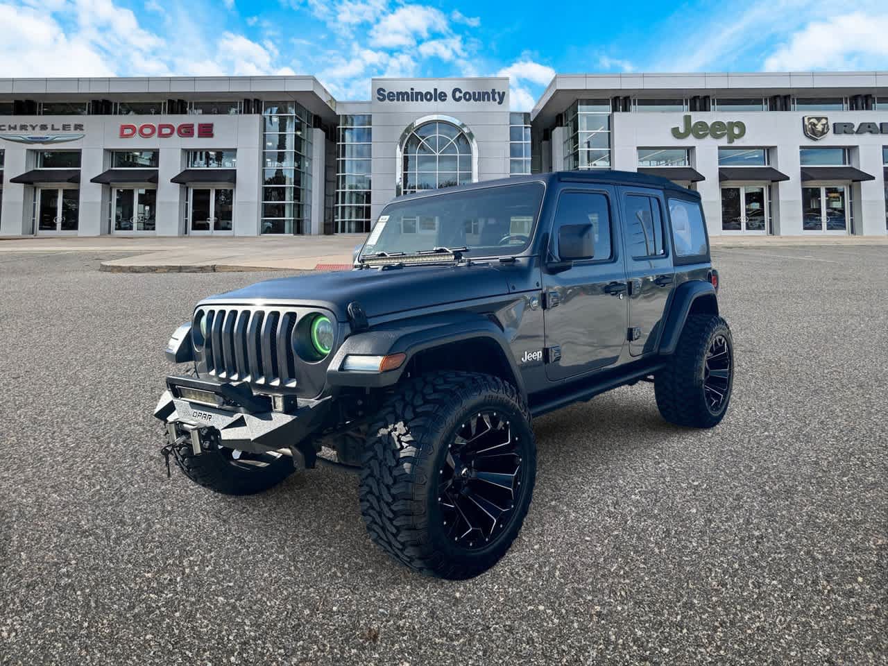Used 2018 Jeep Wrangler Unlimited Sport S AWD/4WD image 1