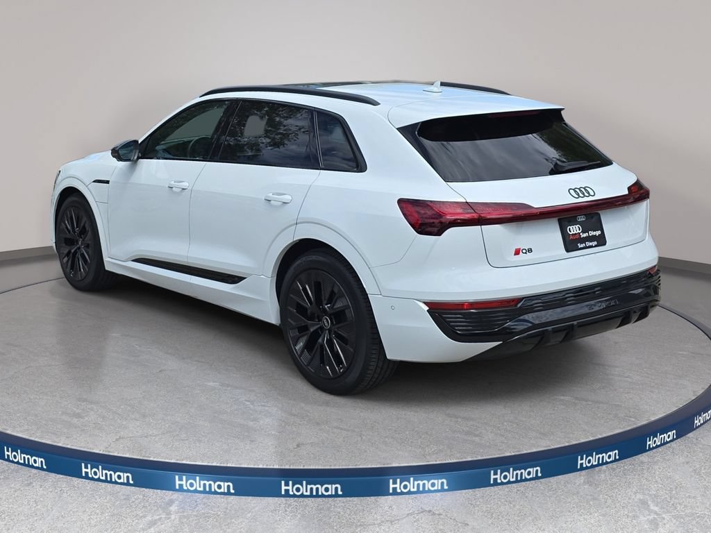 Used 2024 Audi Q8 e-tron Prestige AWD/4WD image 8