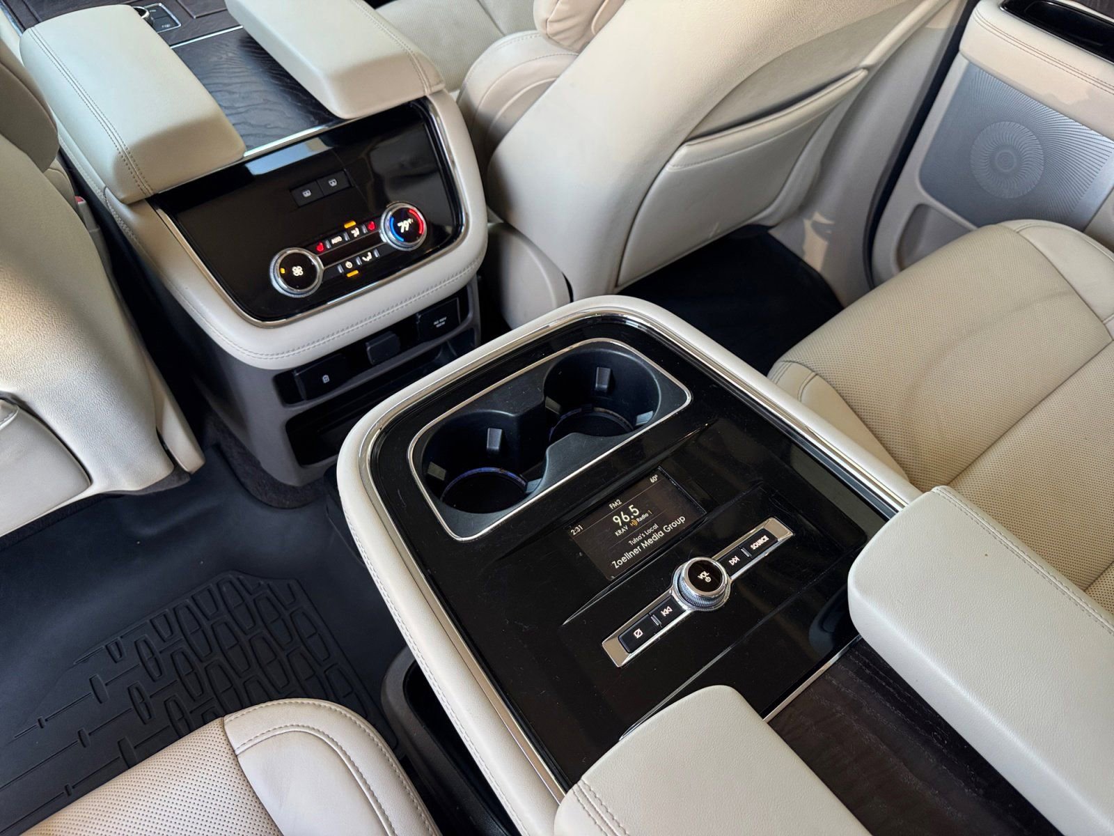 Used 2021 Lincoln Navigator L Reserve w/ Luxury Package image 20