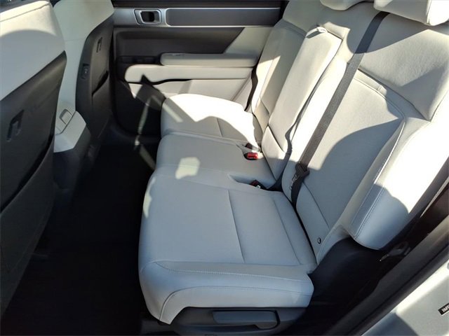 New 2026 Hyundai Santa Fe SE image 8