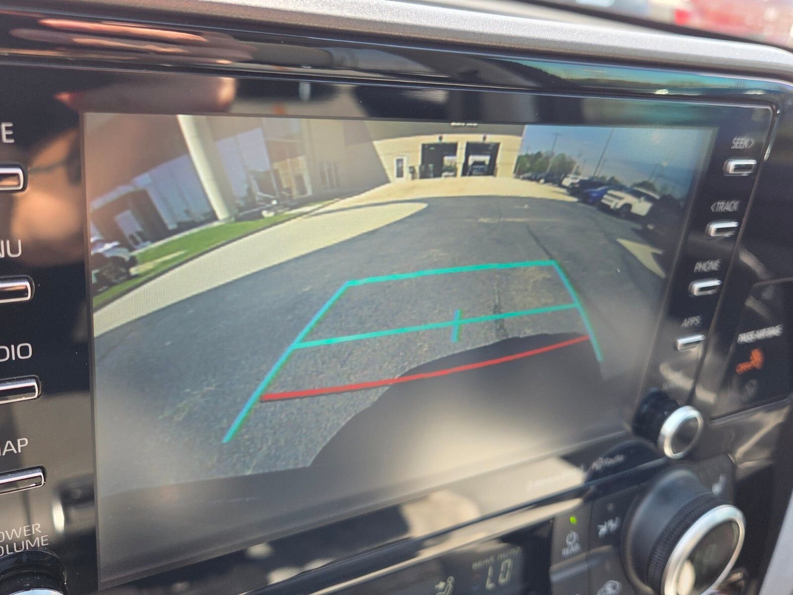 Used 2022 Toyota Highlander Bronze Edition image 23