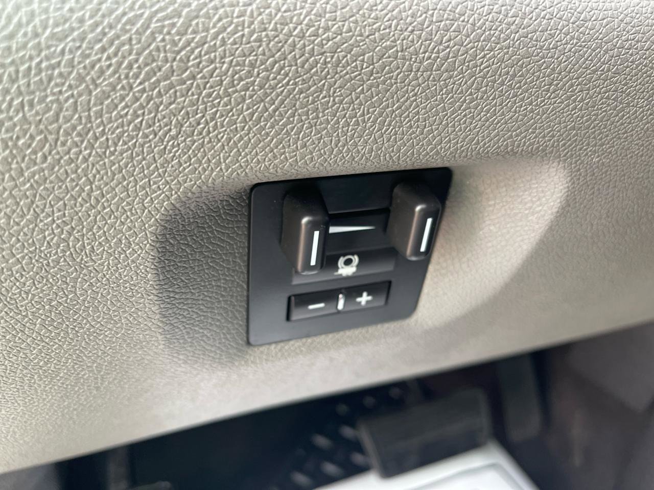 Used 2013 Chevrolet Silverado 3500 W/T w/ Snow Plow Prep Package image 12