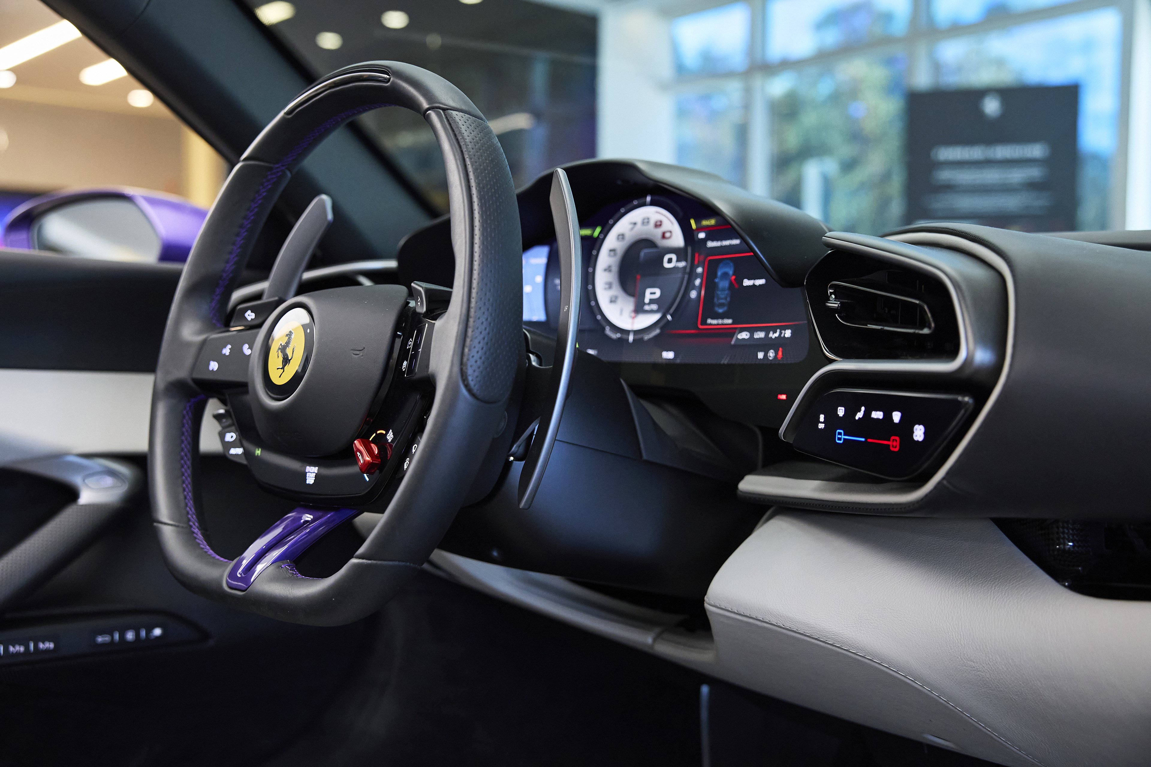 Used 2024 Ferrari 296 GTS image 39