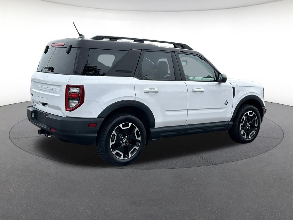 Used 2022 Ford Bronco Sport Outer Banks w/ Tech Package AWD/4WD image 6