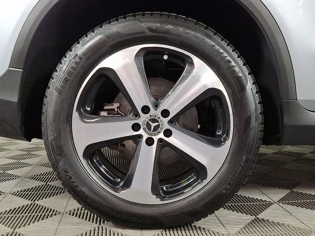Used 2021 Mercedes-Benz GLC 300 4MATIC image 11