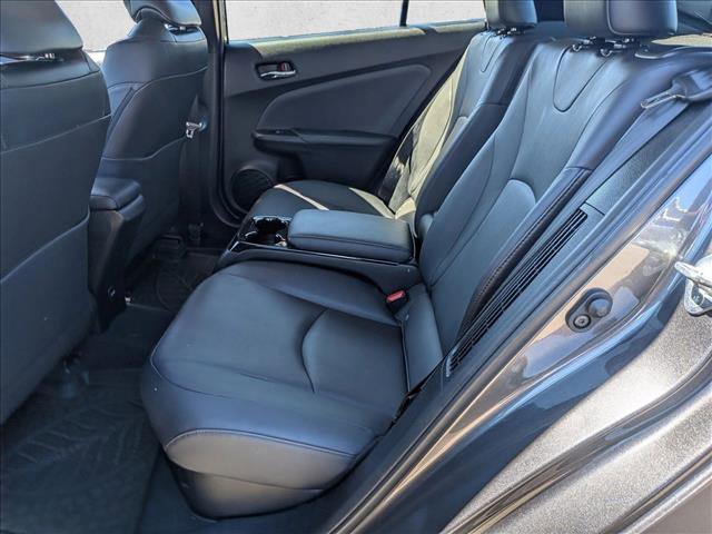 Used 2018 Toyota Prius Prime Premium image 18