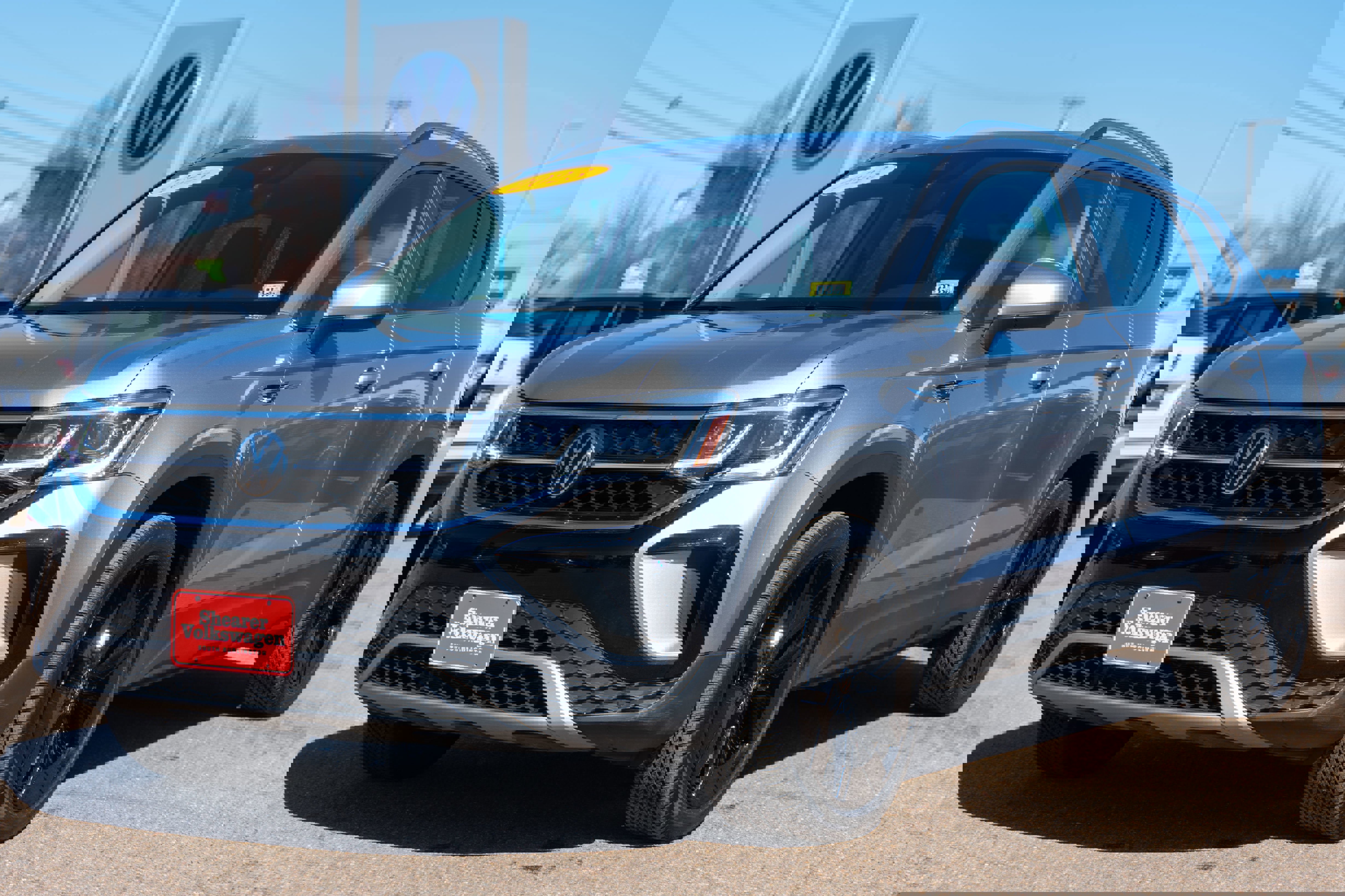 Certified 2023 Volkswagen Taos SEL image 2