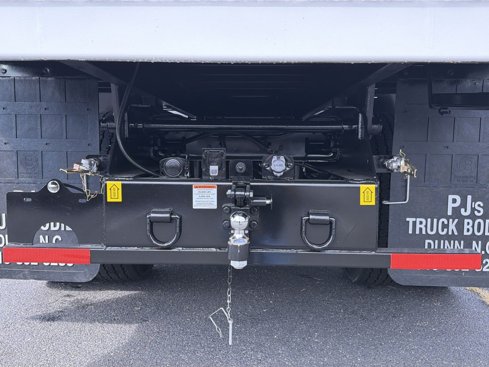 New 2027 Ford F750 2WD Regular Cab Super Duty image 18