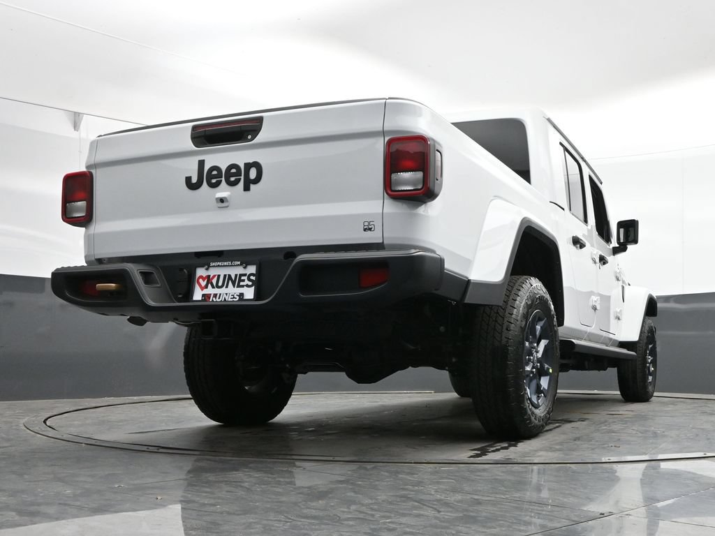 New 2026 Jeep Gladiator Sport AWD/4WD image 42