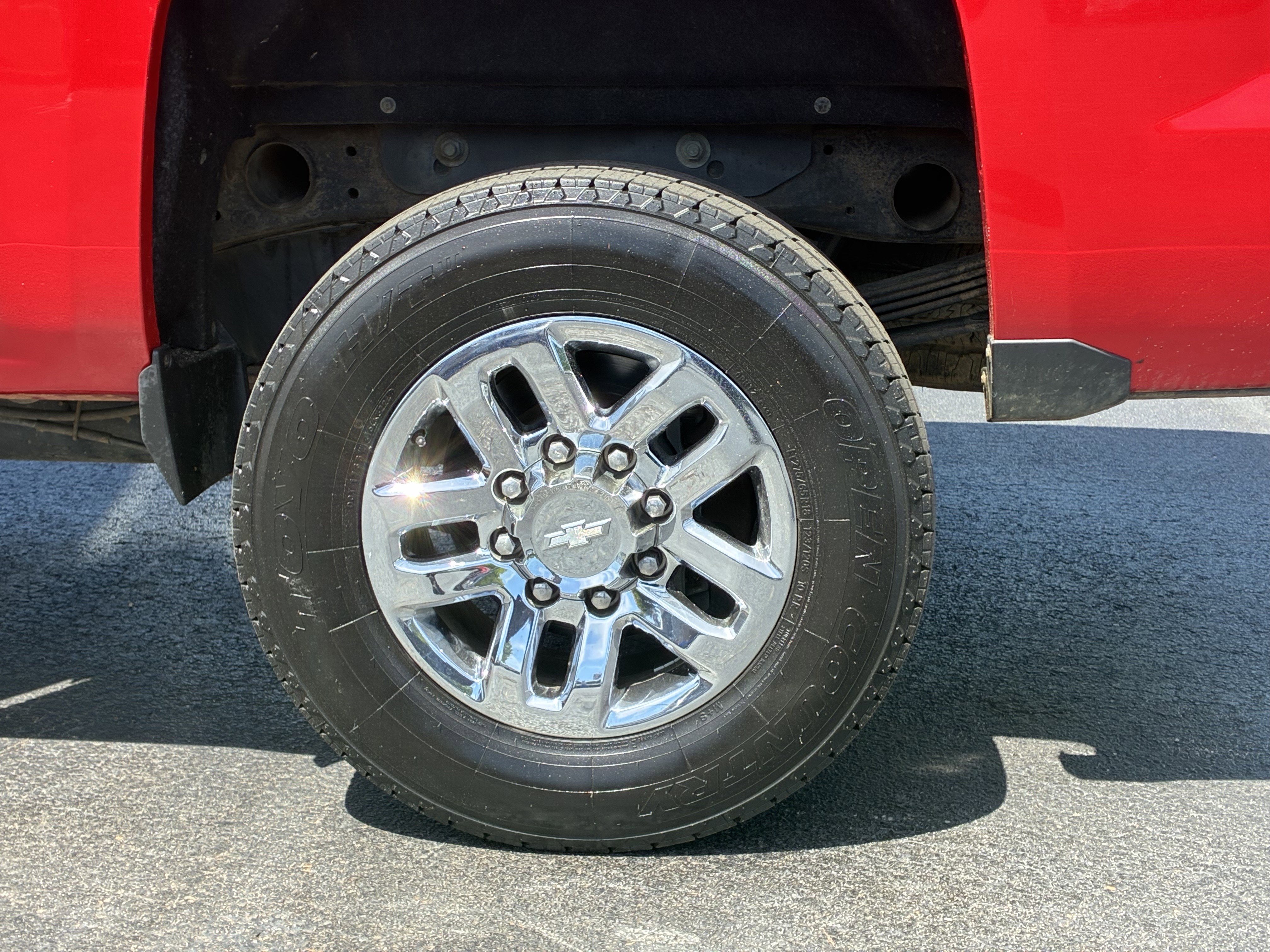 Used 2015 Chevrolet Silverado 2500 LT RWD image 11