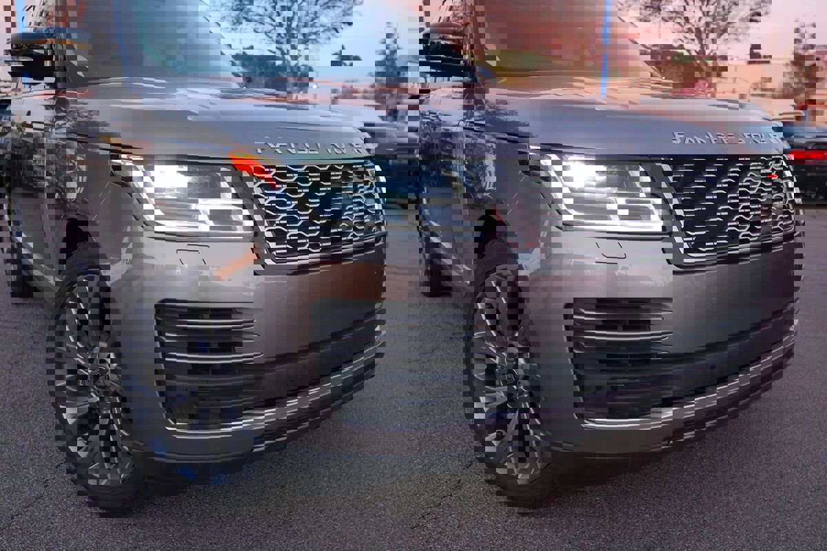 Used 2020 Land Rover Range Rover HSE image 7