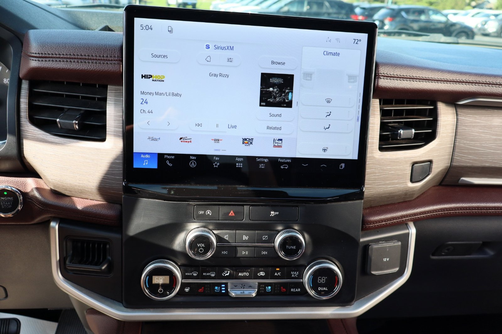 Used 2024 Ford Expedition Limited AWD/4WD image 20