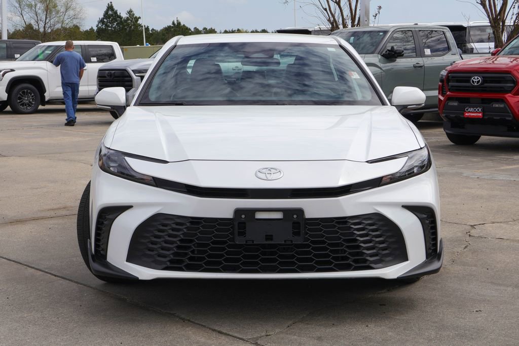 Used 2025 Toyota Camry SE FWD image 25