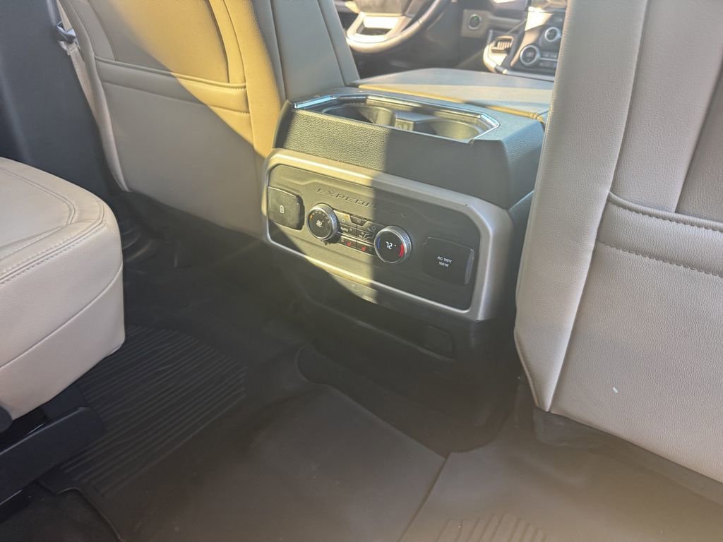 Certified 2024 Ford Expedition Limited image 24