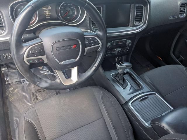 Used 2016 Dodge Charger SXT w/ Navigation & Travel Group RWD image 11