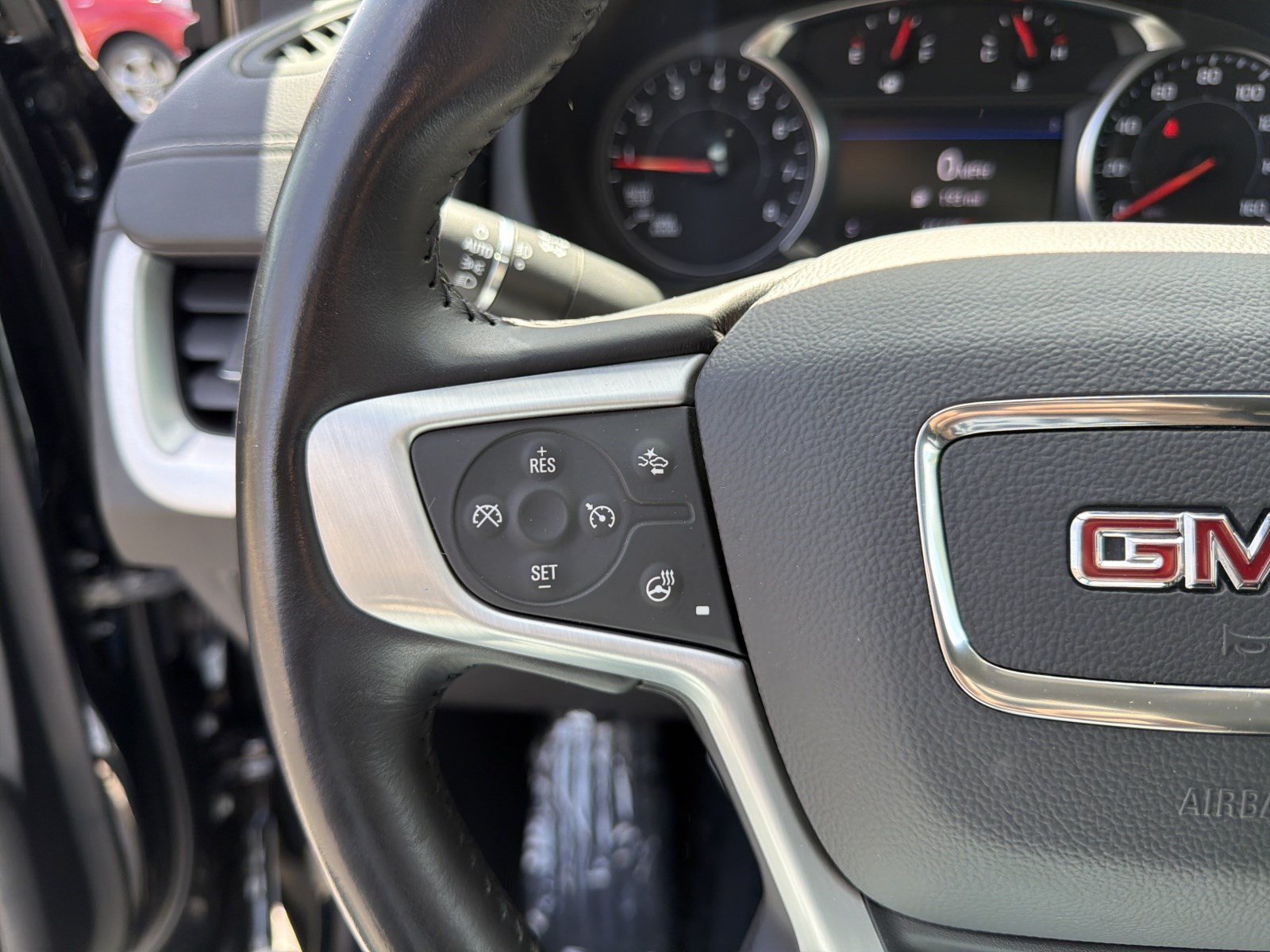 Used 2022 GMC Terrain SLT w/ Tech Package AWD/4WD image 25