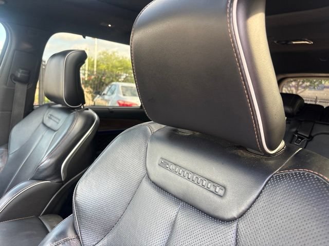 Used 2022 Jeep Grand Cherokee L Summit w/ Advanced Protech Group IV AWD/4WD image 9