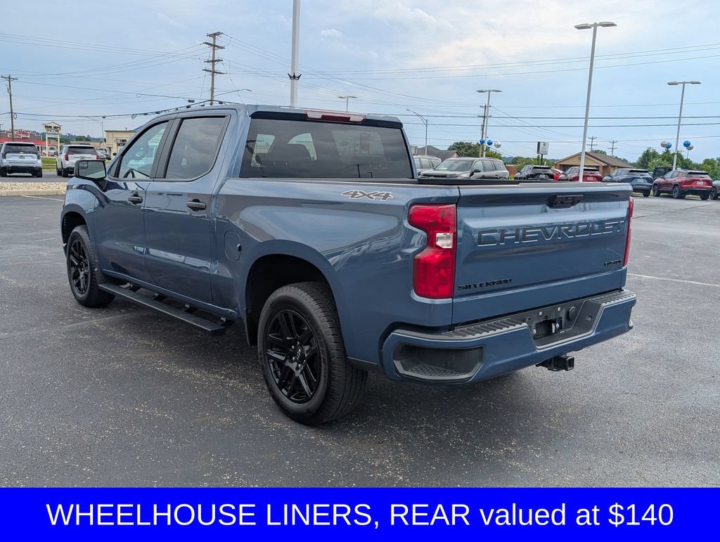 Used 2024 Chevrolet Silverado 1500 Custom w/ Dark Appearance Package AWD/4WD image 5