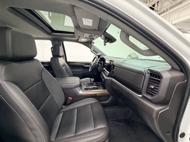 Certified 2024 Chevrolet Silverado 1500 RST w/ Convenience Package II image 32