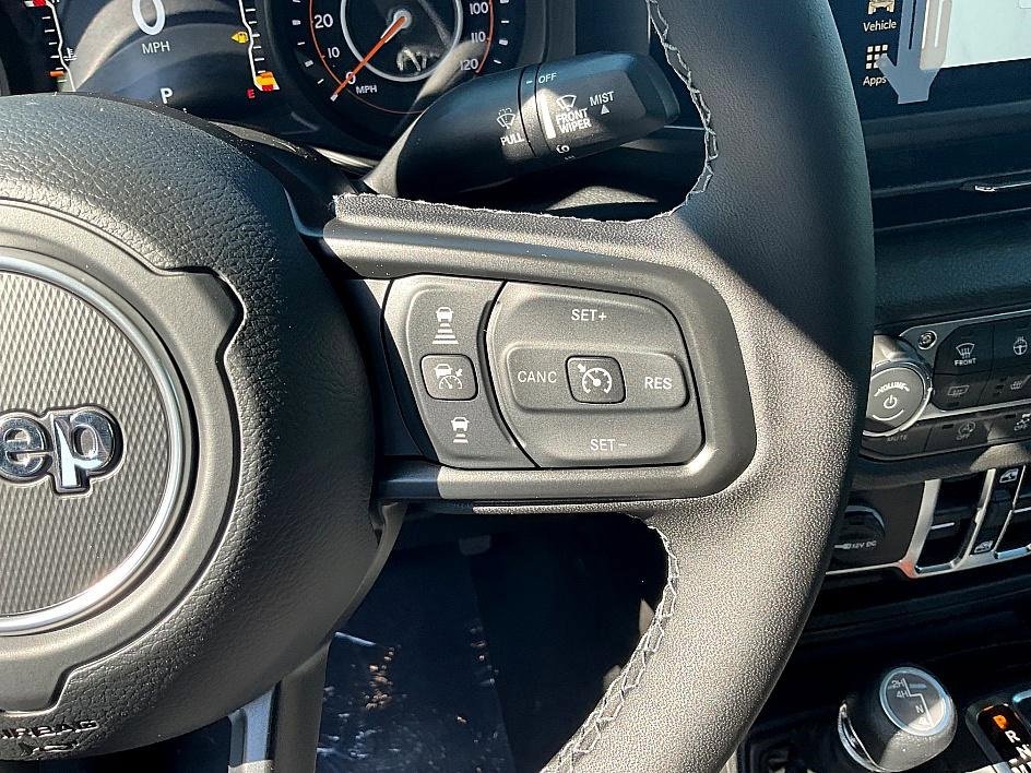 New 2025 Jeep Gladiator Sport image 29