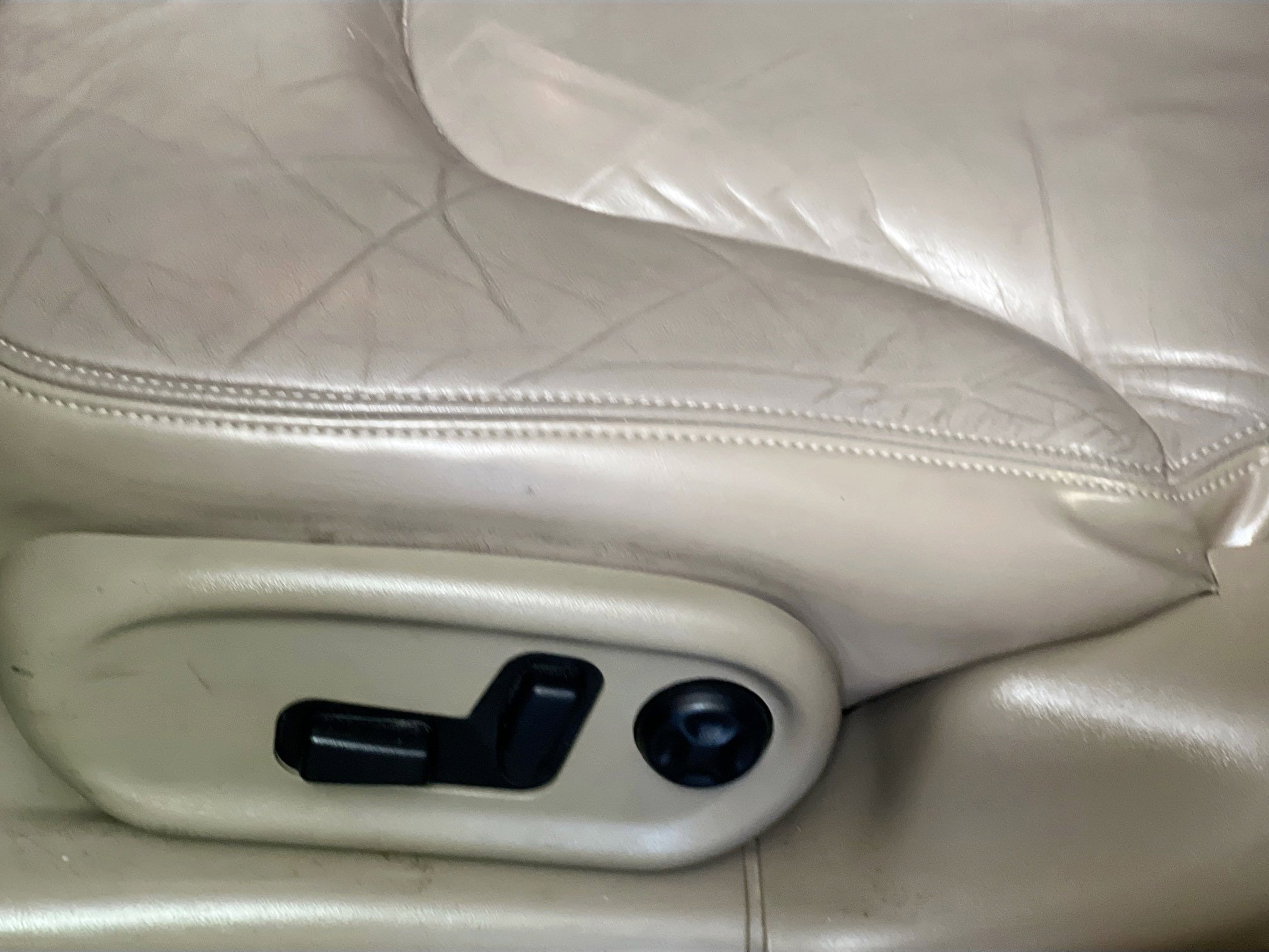 Used 2003 Buick Park Avenue w/ 1SE Package FWD image 15
