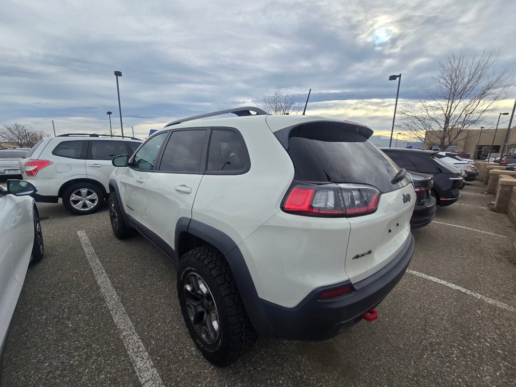 Used 2019 Jeep Cherokee Trailhawk w/ Cold Weather Group image 14