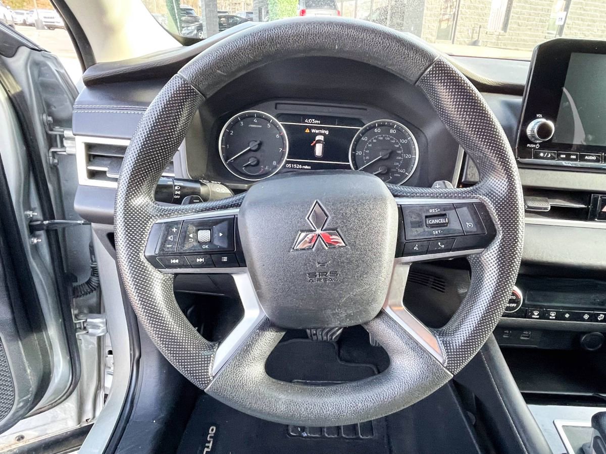 Used 2022 Mitsubishi Outlander ES image 6