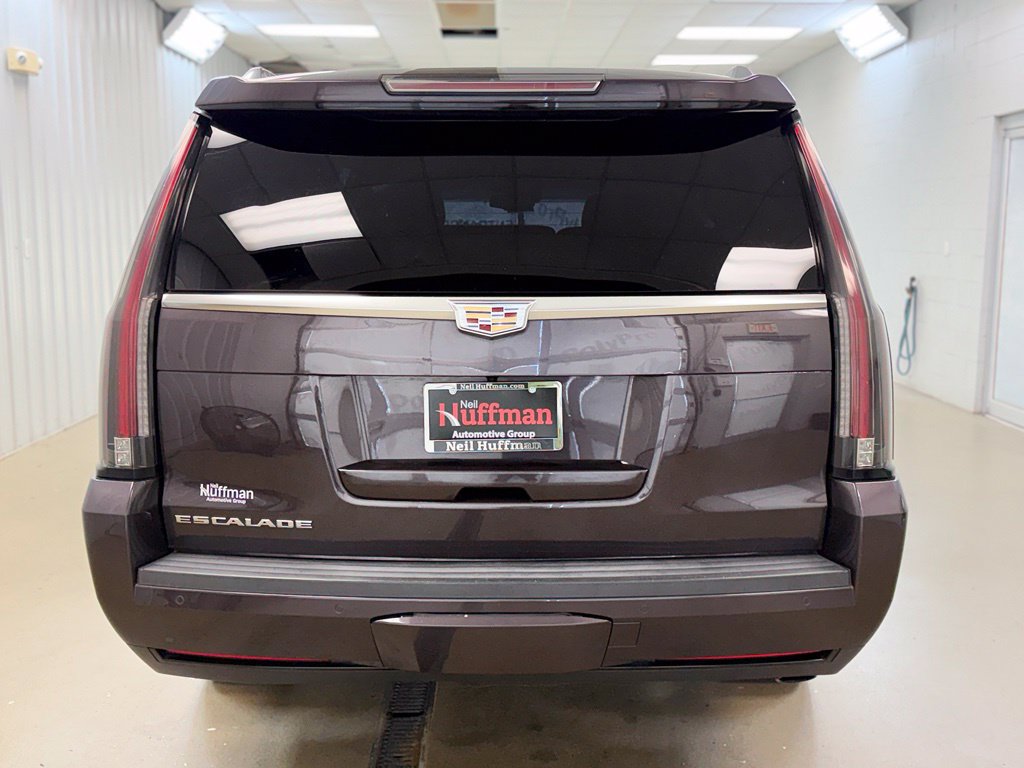 Used 2015 Cadillac Escalade ESV Premium AWD/4WD image 6