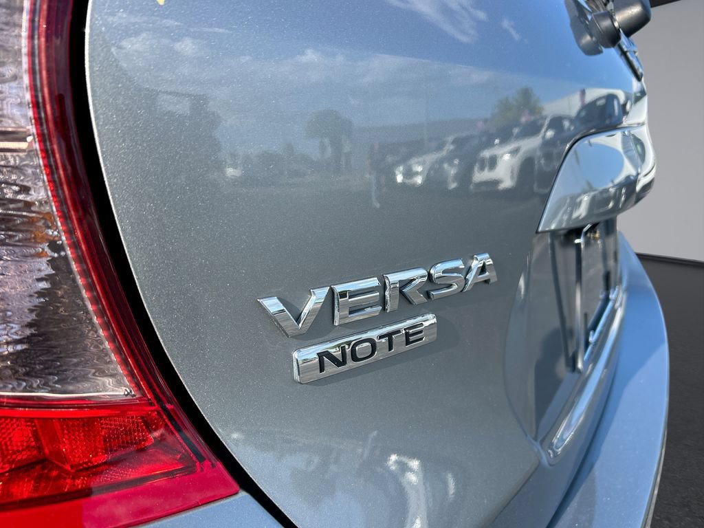 Used 2015 Nissan Versa Note S FWD image 31