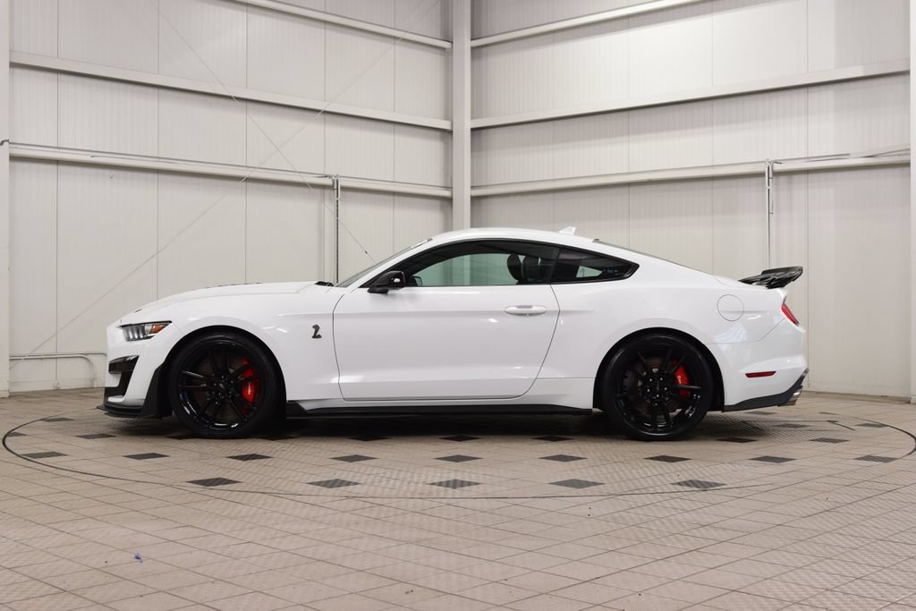 Used 2020 Ford Mustang Shelby GT500 w/ Technology Package RWD image 4